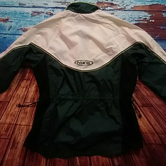 Nike green and white Women's jacket size small - Picture 6 of 8